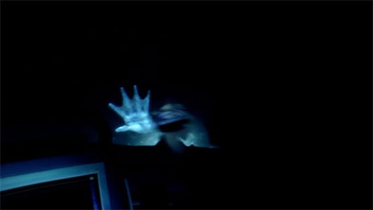 Bàn tay màu trắng cho thấy sự tồn tại của Nàng tiên cá là có căn cứ.