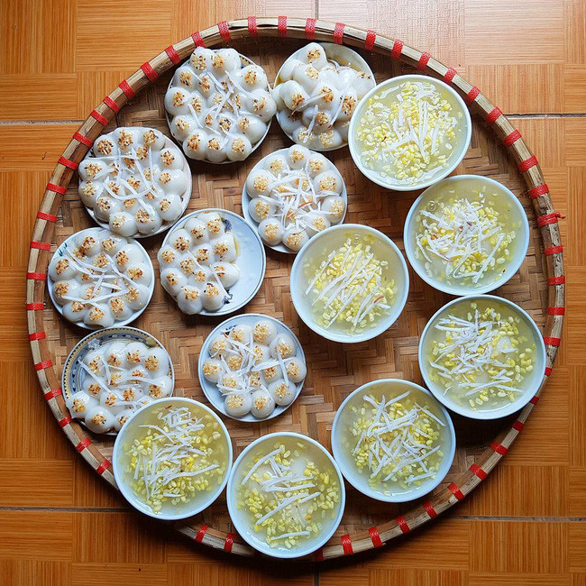 Bánh trôi, bánh chay tượng trưng cho món ăn nguội để thờ cúng gia tiên, đất trời.