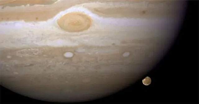 Sao Mộc có bao nhiêu mặt trăng?