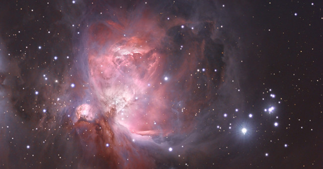 Năm ánh sáng là gì? Một năm ánh sáng bằng bao nhiêu km?