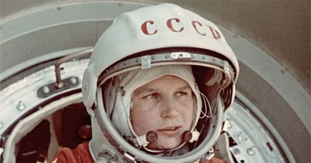 Vợ chồng phi hành gia cùng lên vũ trụ: Có “chuyện ấy” xảy ra không? Các nhà khoa học cũng tò mò!