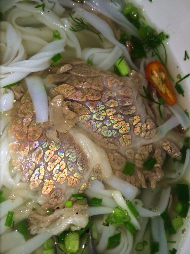 Miếng thịt bò "cầu vồng" đang được chia sẻ dữ dội.