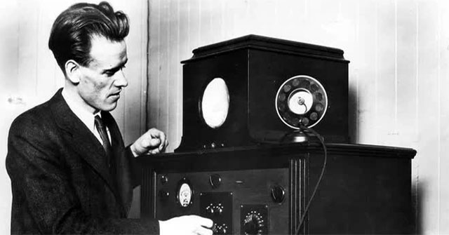 Các vật dụng quen thuộc trông thế nào khi mới được phát minh?