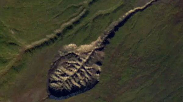 NASA chụp chi tiết lạ của “nòng nọc” khổng lồ ở Siberia: Các nhà khoa học lập tức cảnh báo