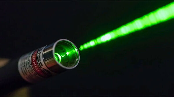 Phát hiện thấy tia laser có thể chặn ánh sáng, tạo ra bóng tối