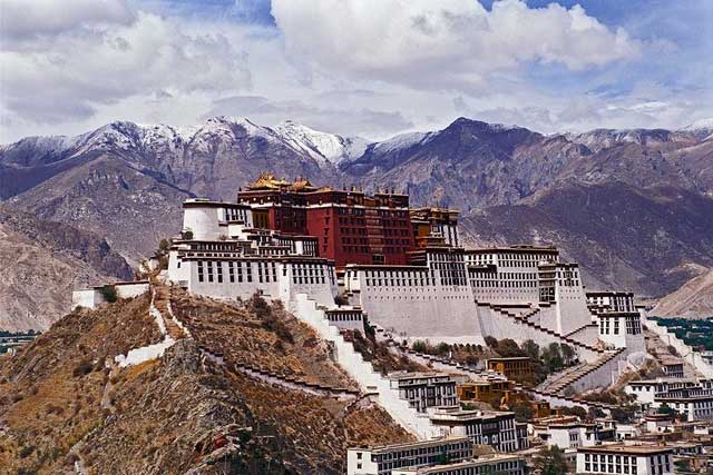 Trong lịch sử, cung điện Potala được canh giữ rất nghiêm ngặt.